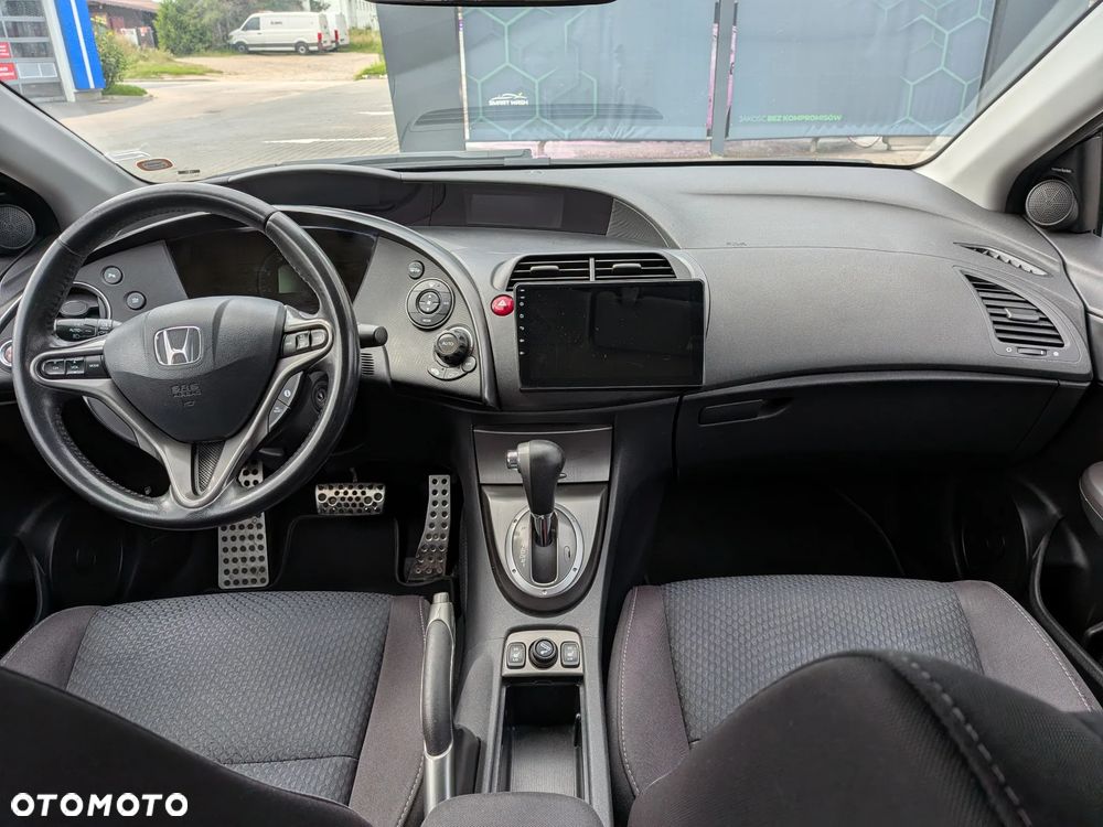 Honda Civic 1.8 Executive - 17