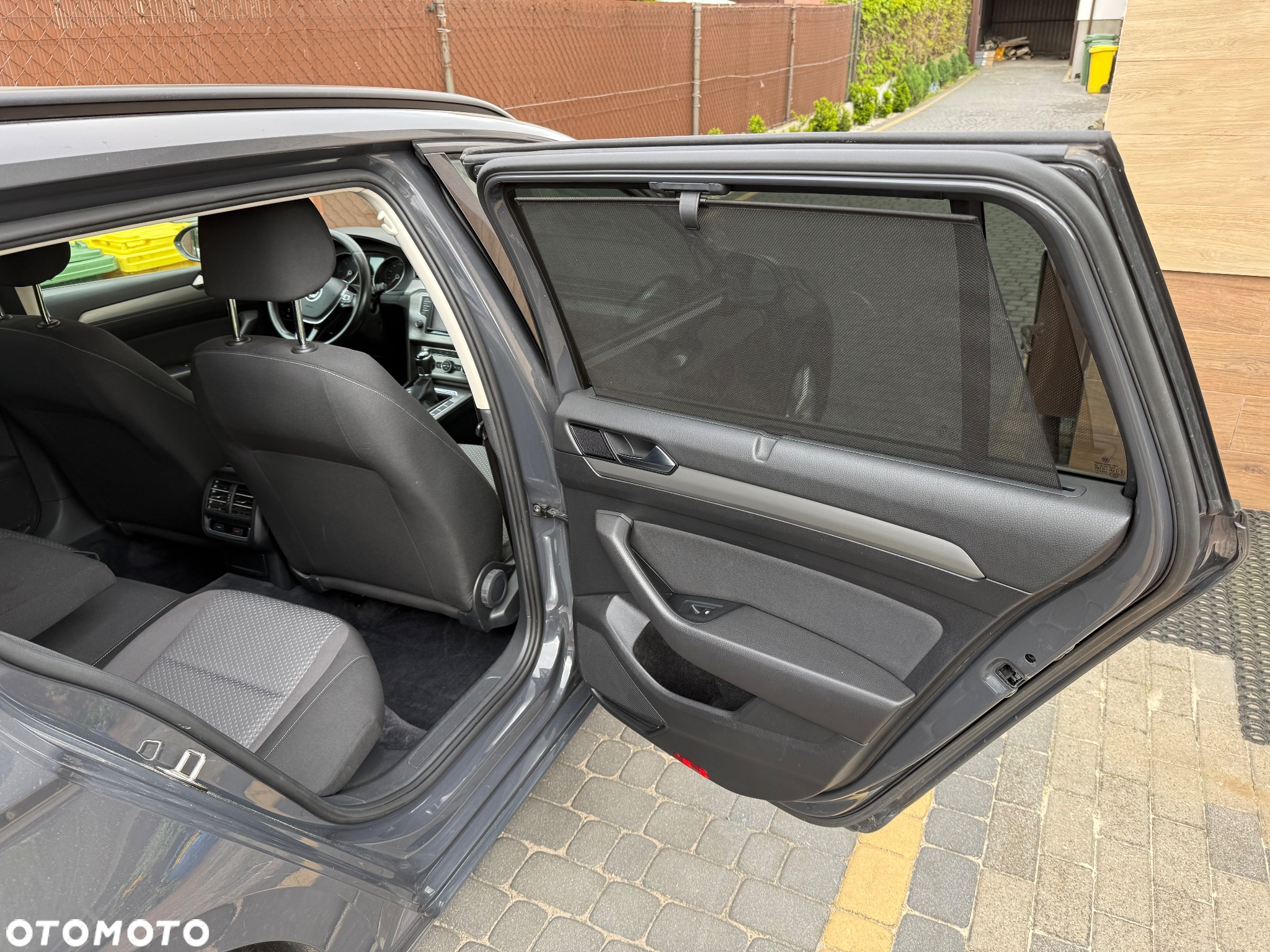 Volkswagen Passat 1.6 TDI BMT Trendline - 9