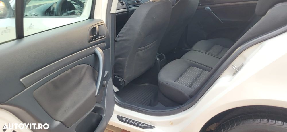 Skoda Octavia 1.6 TDI DPF Active - 35