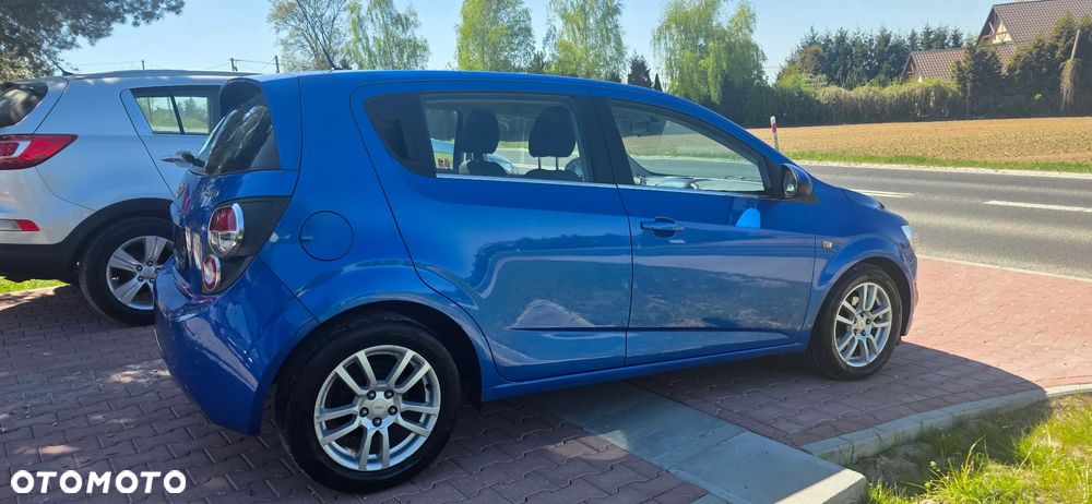 Chevrolet Aveo - 6