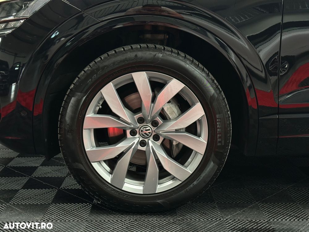 Volkswagen Touareg 3.0 V6 TDI 4Motion DPF Automatik R-Line - 40