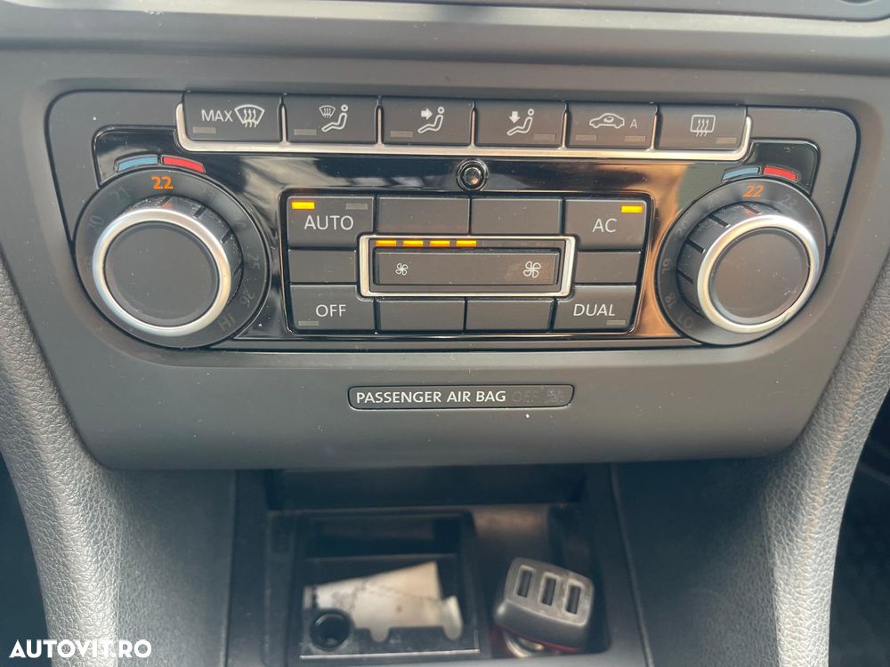 Volkswagen Golf 1.6 TDI DPF Trendline - 22