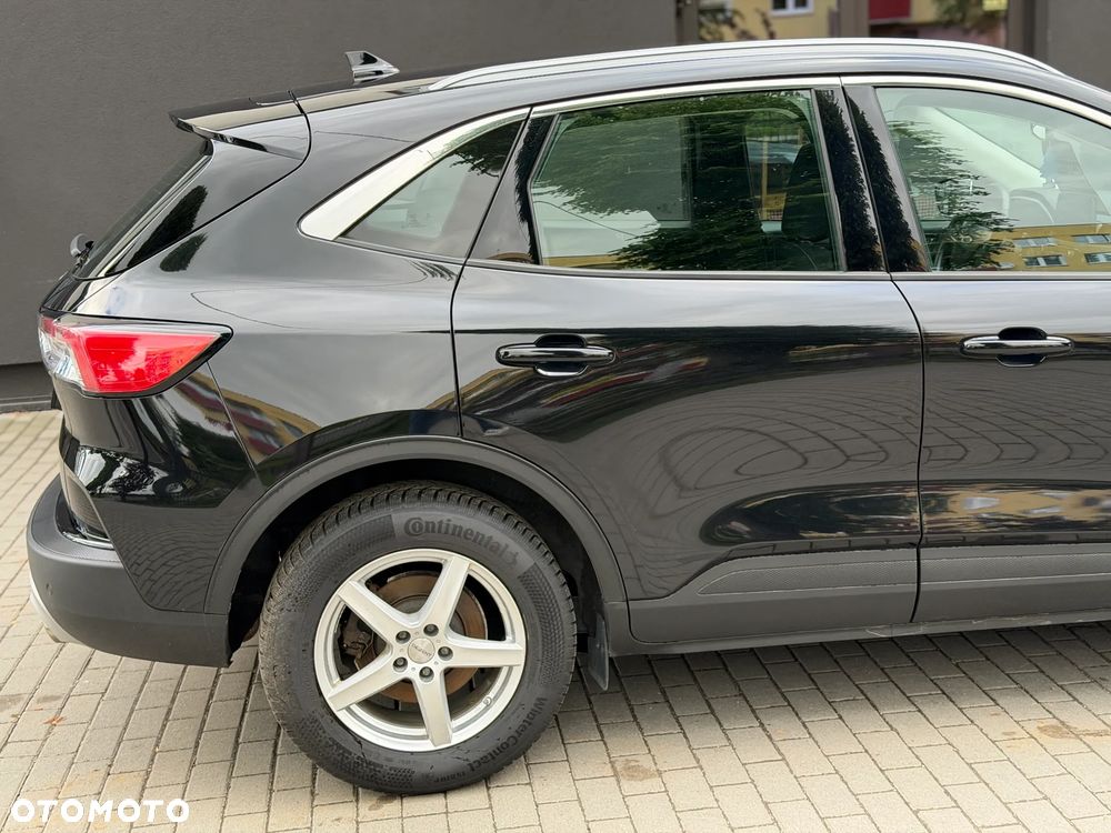 Ford Kuga 2.0 EcoBlue 4x4 TITANIUM - 21