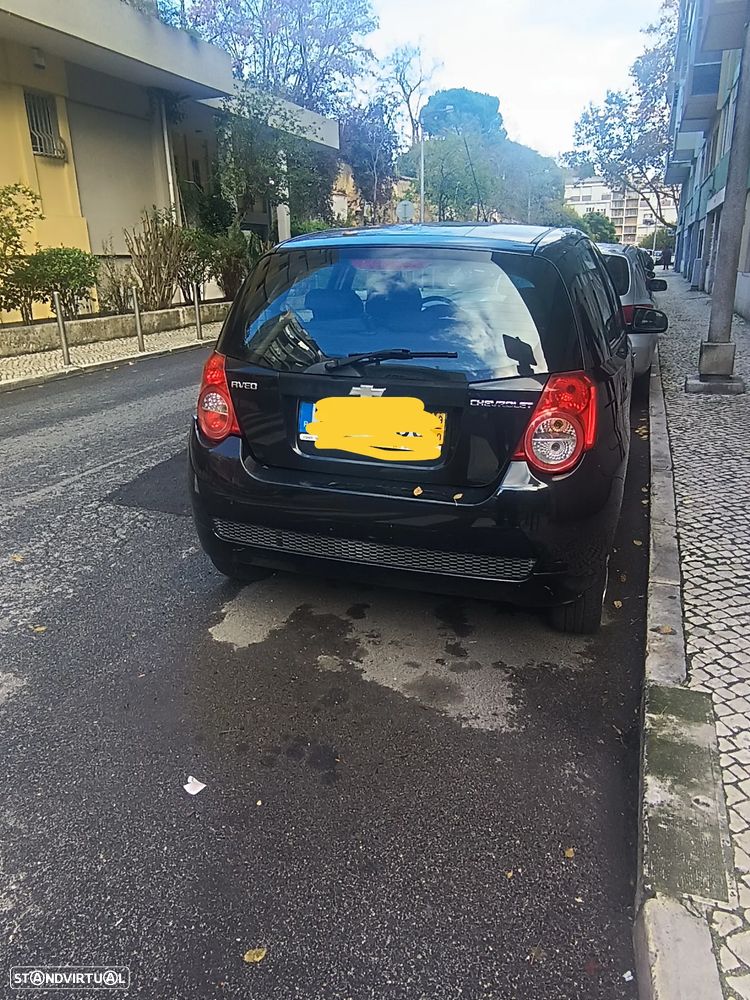 Chevrolet Aveo 1.2 L - 8
