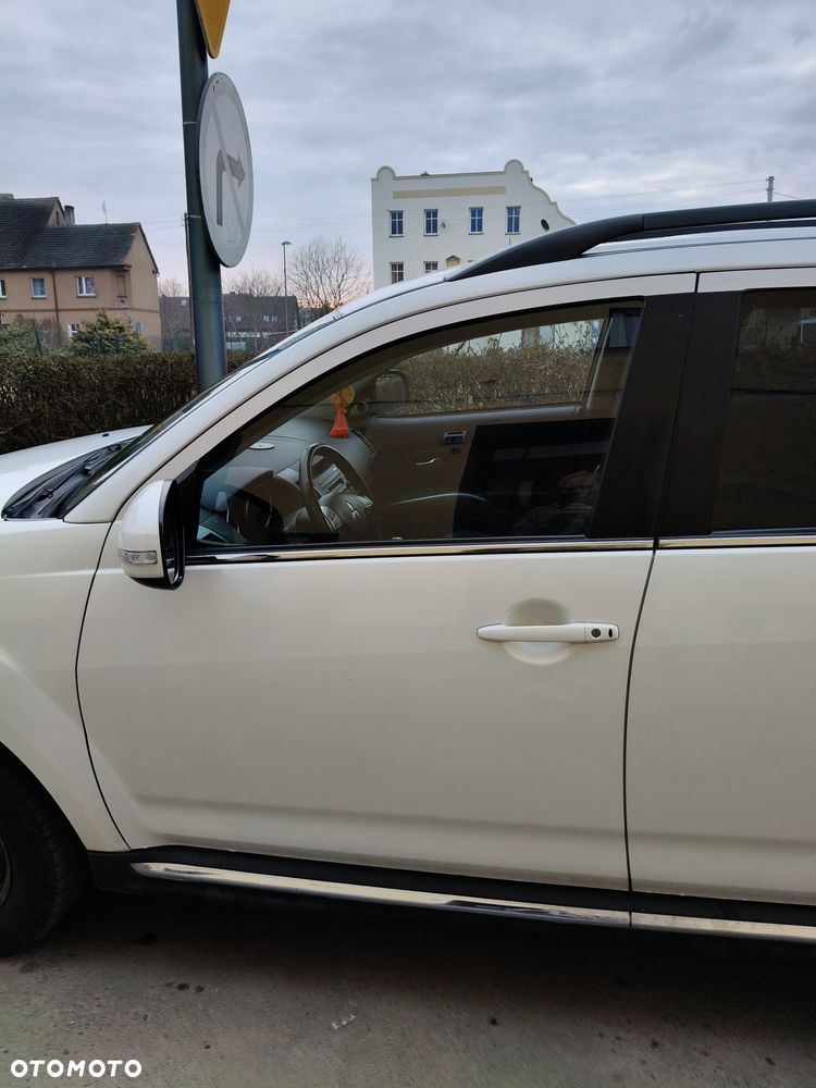 Mitsubishi Outlander 2.2 DID Invite EU5 - 7