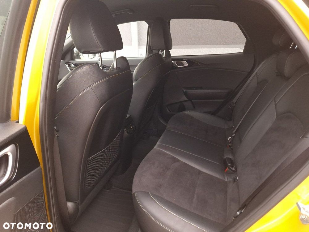 Kia XCeed 1.5 T-GDI Prestige Line DCT - 25