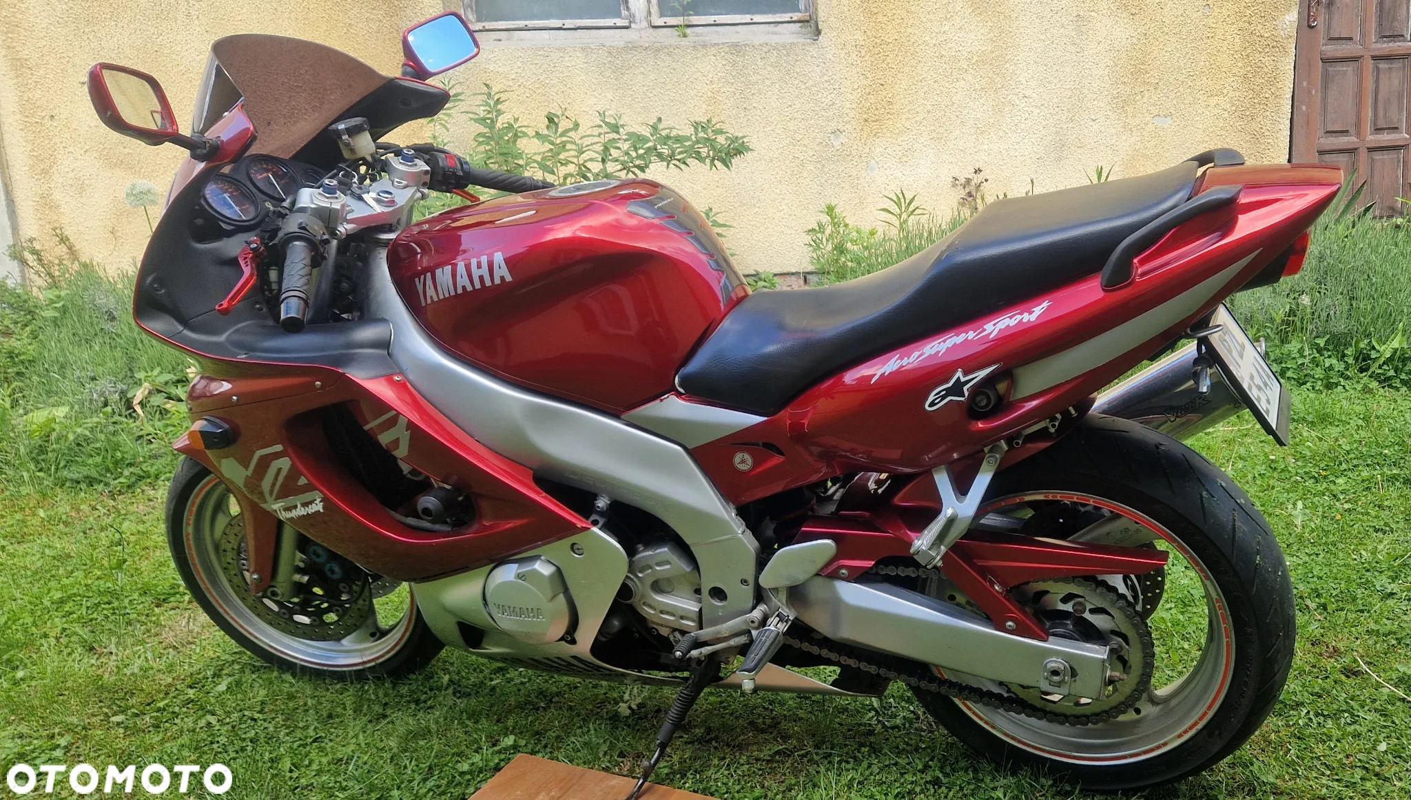 Yamaha YZF - 5