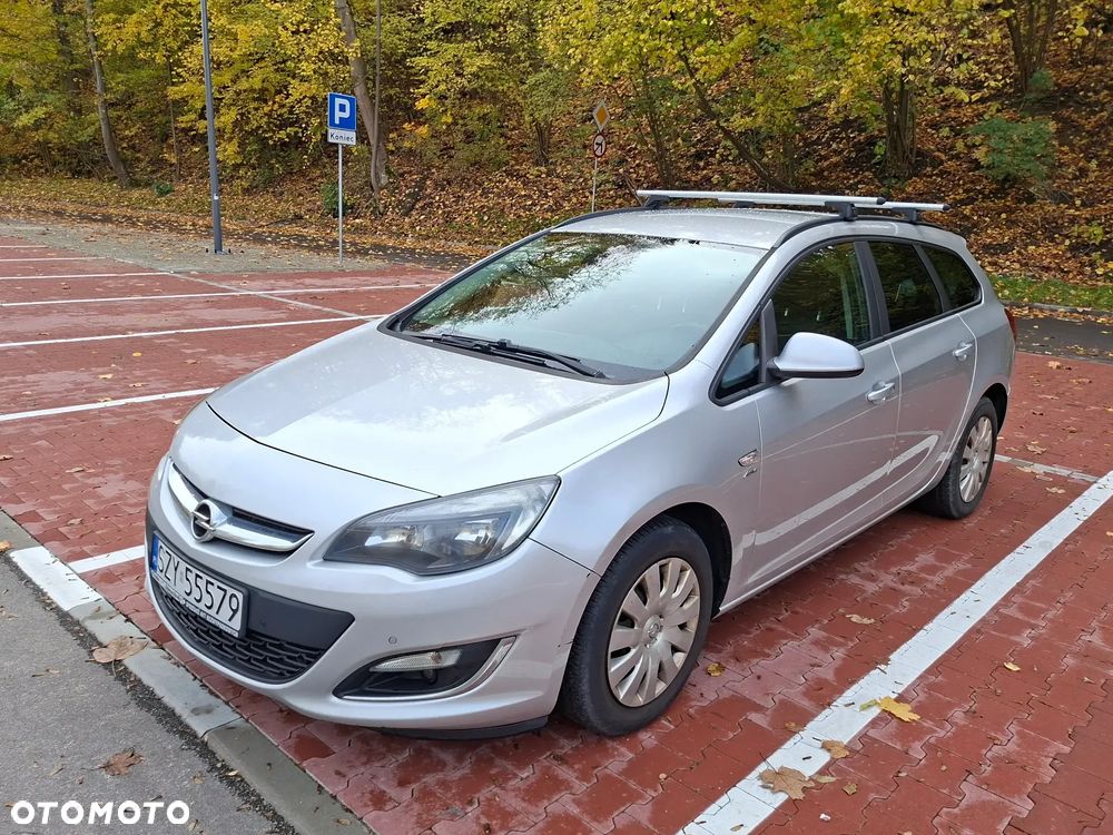 Opel Astra 2013 photo 3
