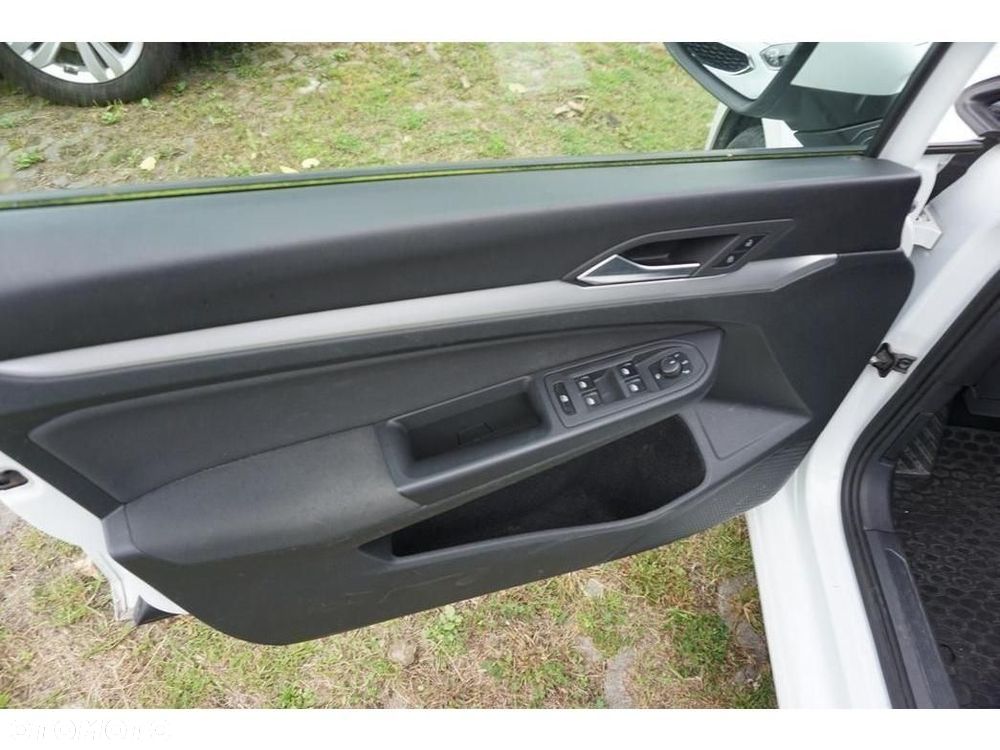 Volkswagen Golf - 15