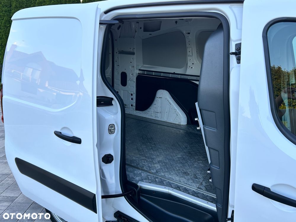 Citroën Berlingo L2 LONG - 13