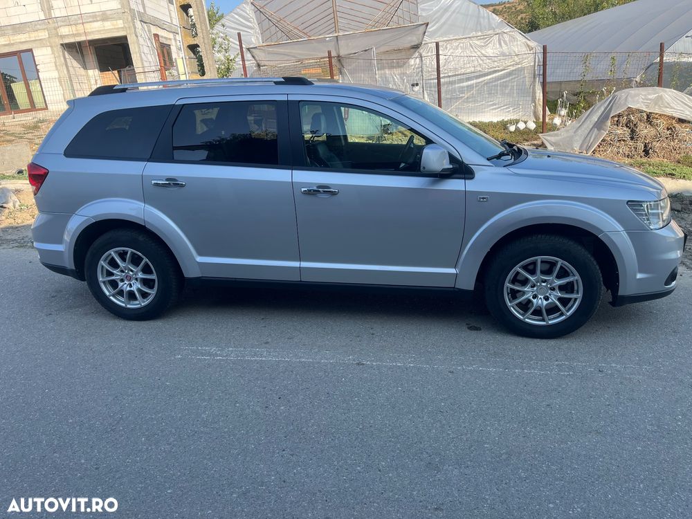 Fiat Freemont 2.0 Mjet AT AWD Lounge - 6