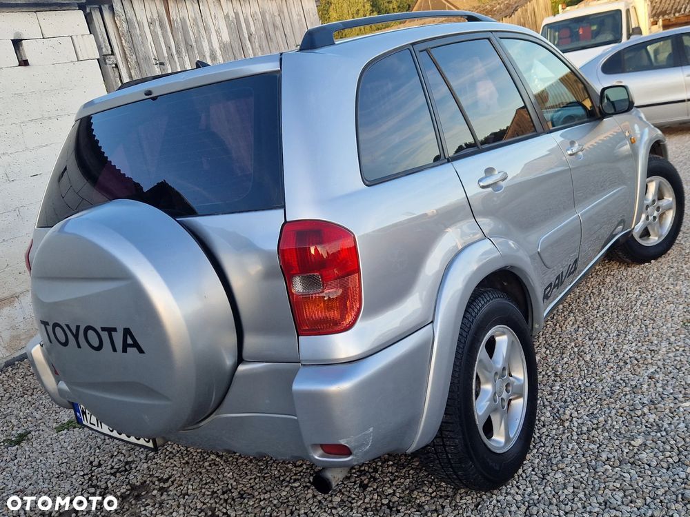 Toyota RAV4 2.0 D-4D 4x4 - 6