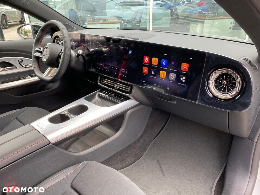Mercedes-Benz CLA - 21
