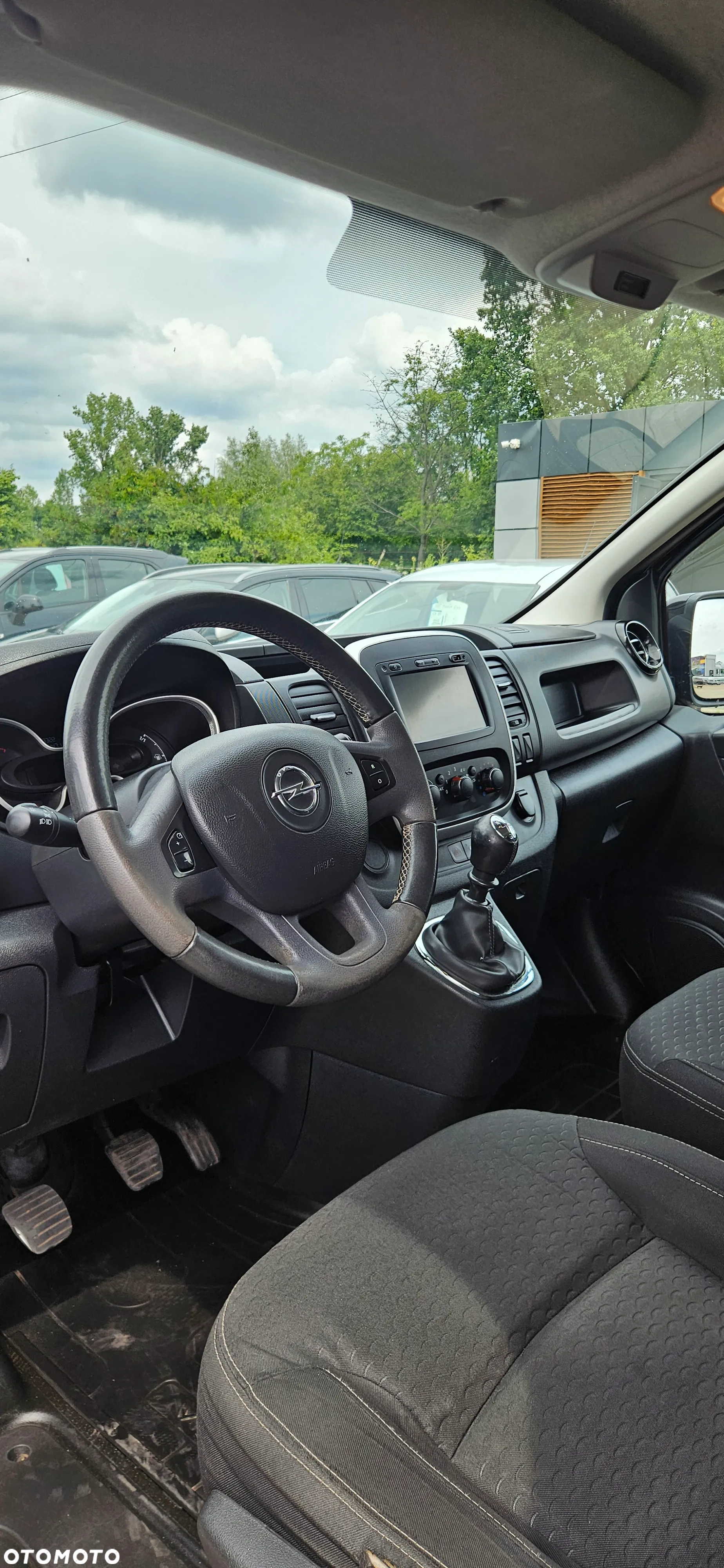 Opel Vivaro - 31