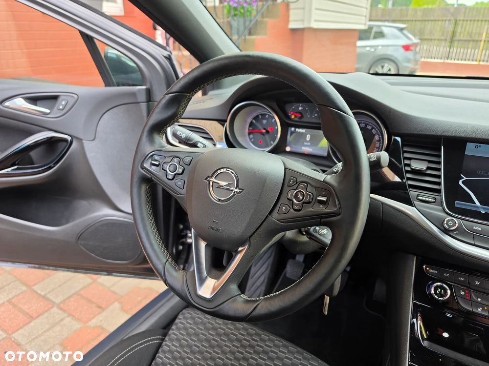Opel Astra 1.4 Turbo Dynamic - 24