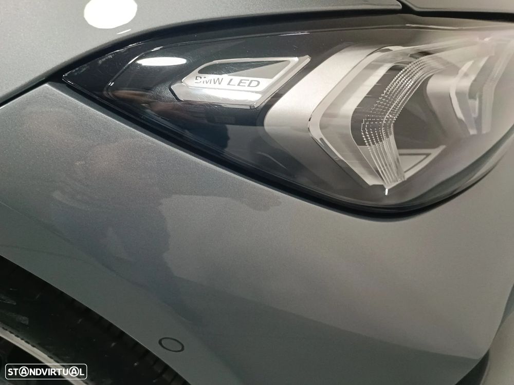 BMW 320 e Pack Desportivo M Auto - 17