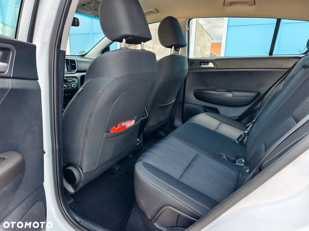 Kia Sportage 1.6 GDI 2WD DREAM-TEAM EDITION - 14