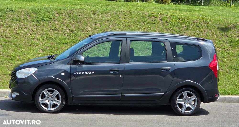 Dacia Lodgy 1.5 Blue dCi Stepway - 9