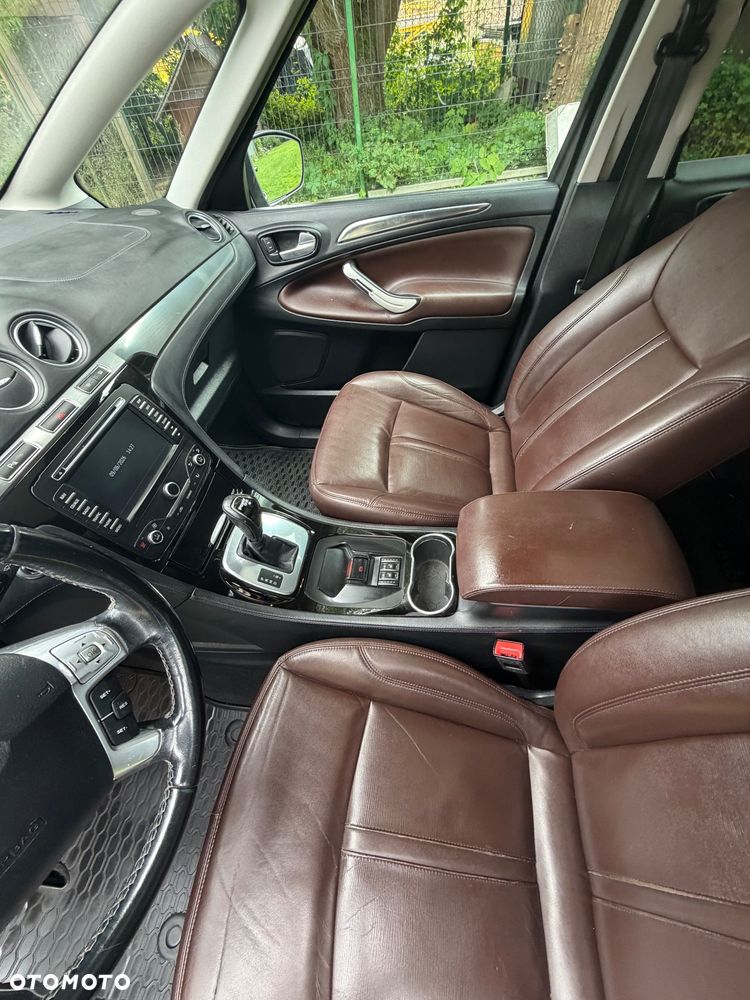 Ford S-Max 2.0 TDCi DPF Titanium - 34
