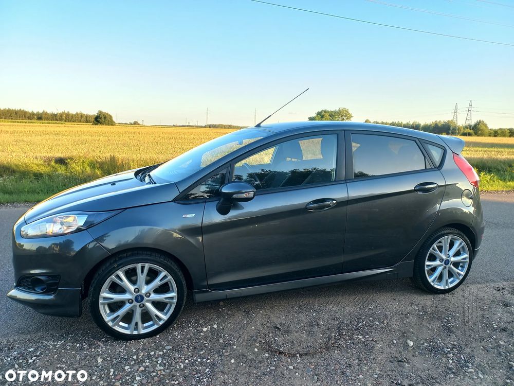 Ford Fiesta - 13