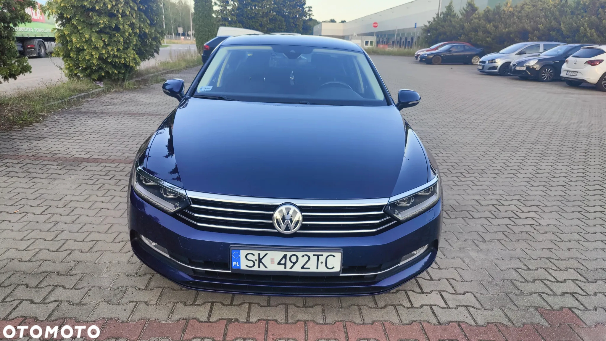 Volkswagen Passat 2.0 TDI BMT Comfortline DSG - 2