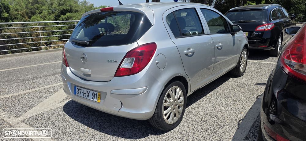 Opel Corsa 1.3 CDTI CMON - 3