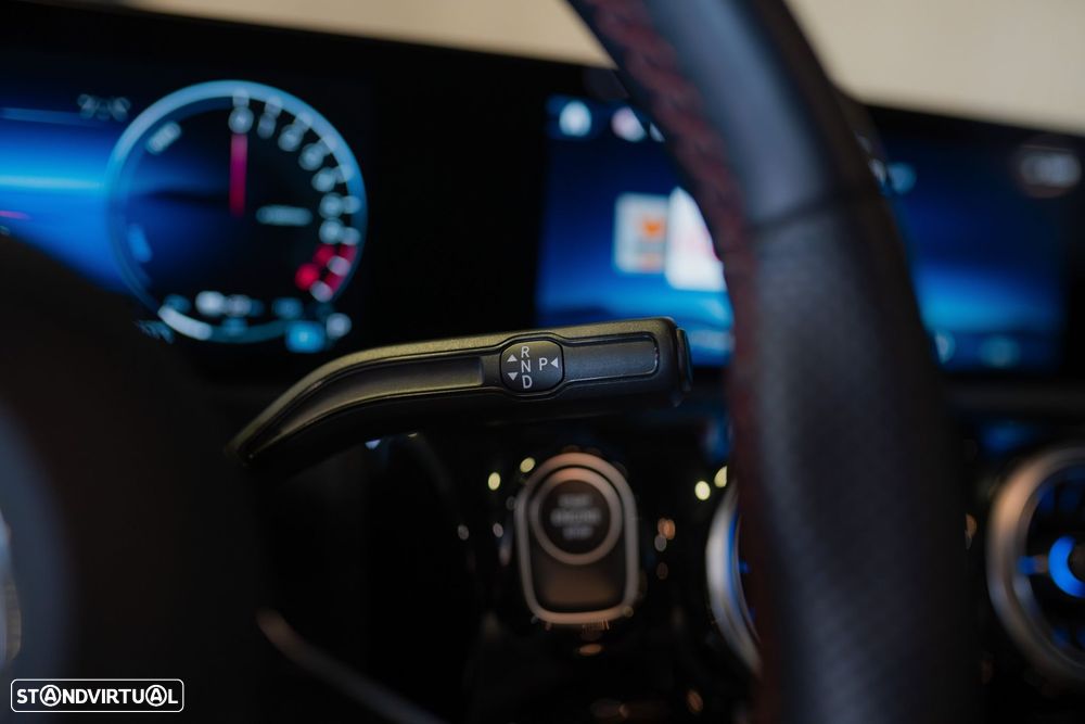 Mercedes-Benz A 250 e 8G-DCT AMG Line - 33