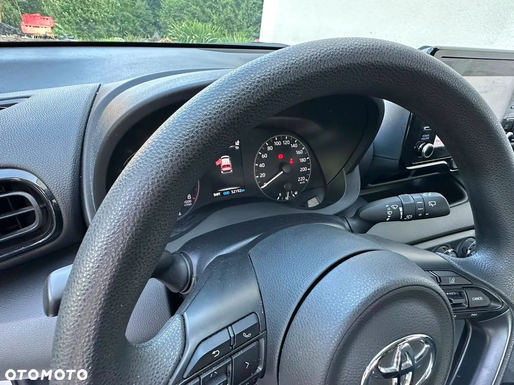 Toyota Yaris 1.0 Active - 10