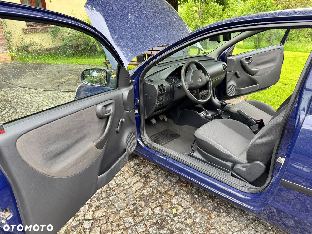 Opel Corsa 1.0 12V Base / Start - 12