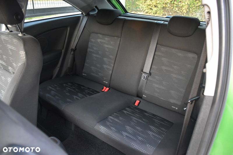 Opel Corsa 1.4 16V Edition 150 - 30