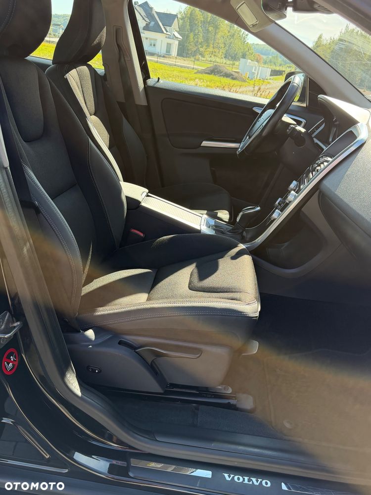 Volvo XC 60 D3 Geartronic Edition Pro - 25