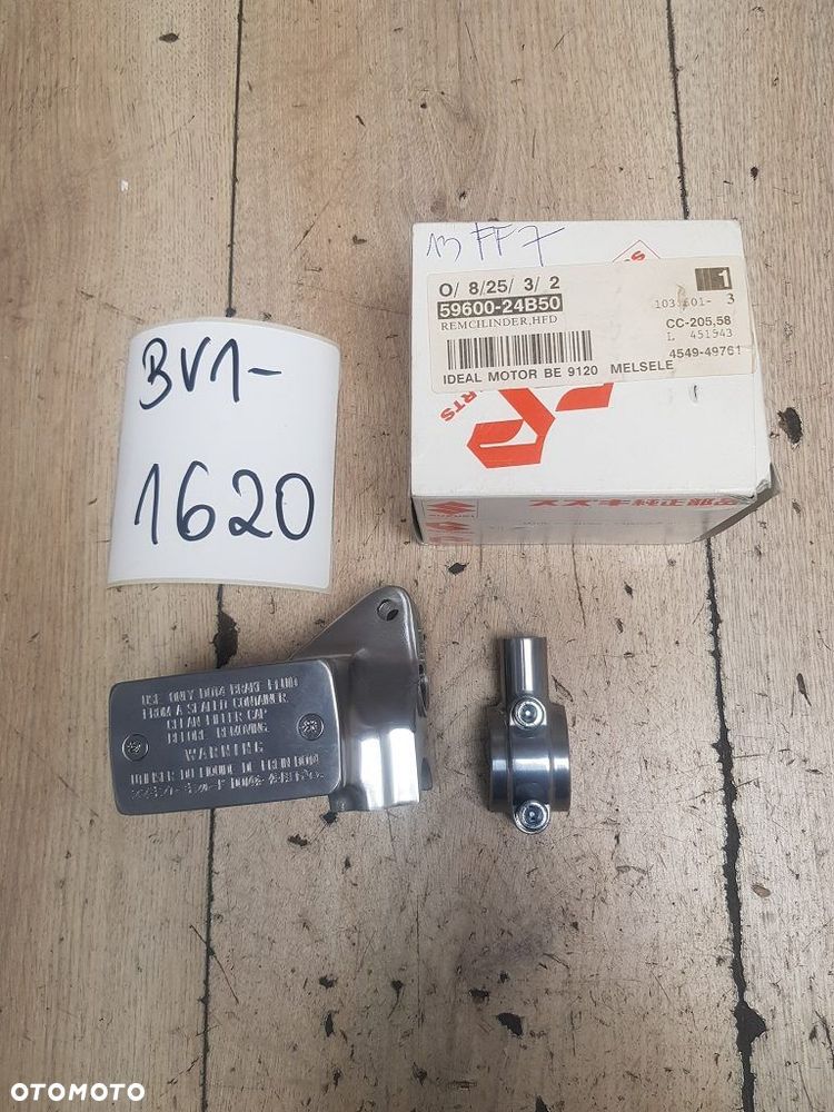 Pompa hamulca uchwyt Suzuki VS600 VS750 VS800 Intruder LS650 59600-24B50 - 1