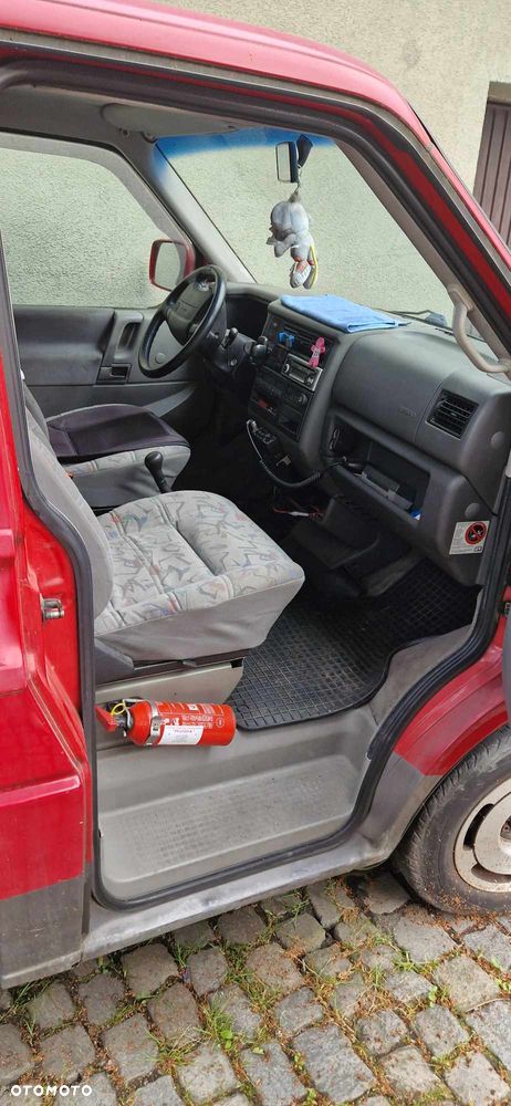 Volkswagen Multivan Standard - 5