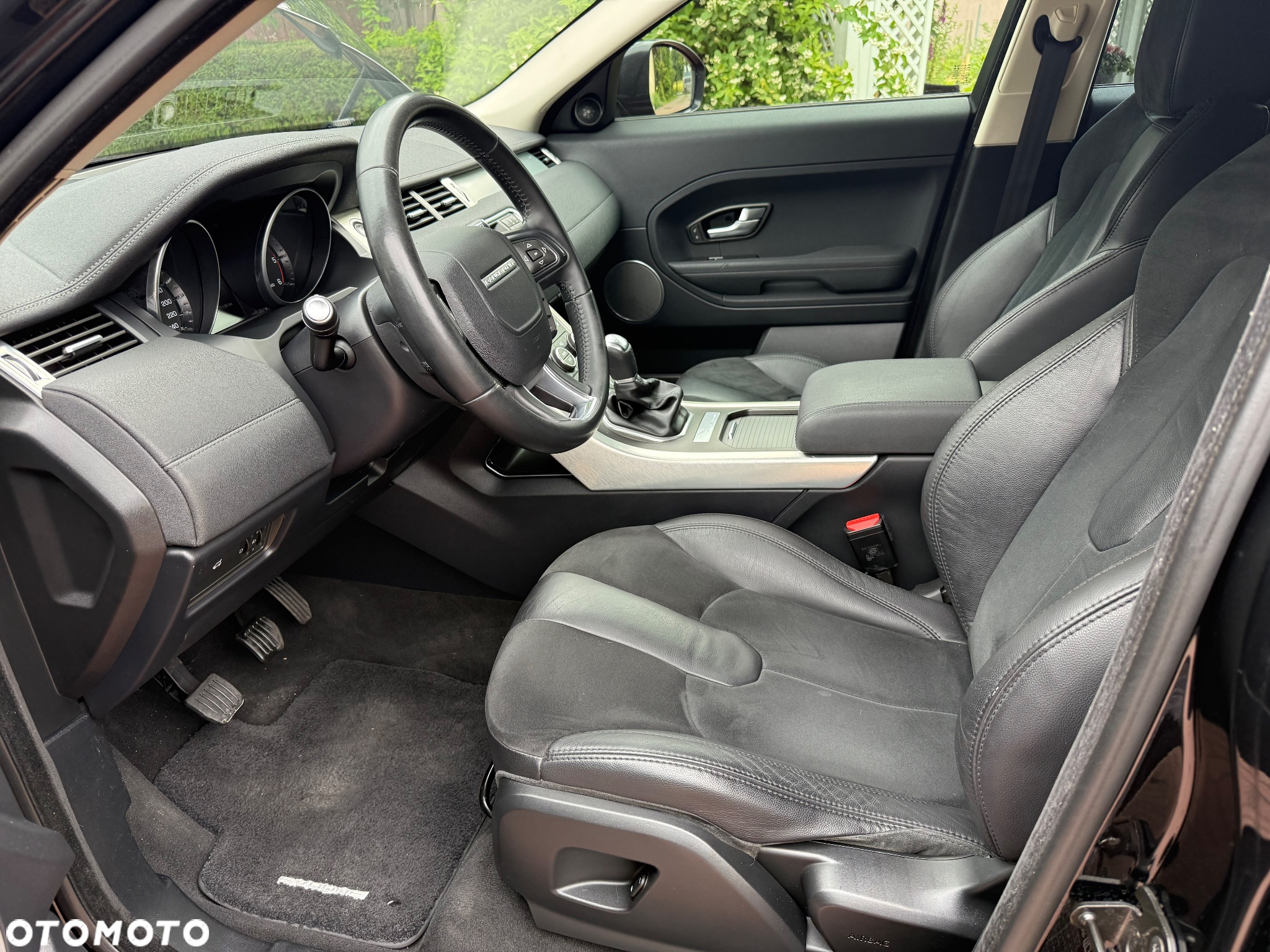 Land Rover Range Rover Evoque - 10