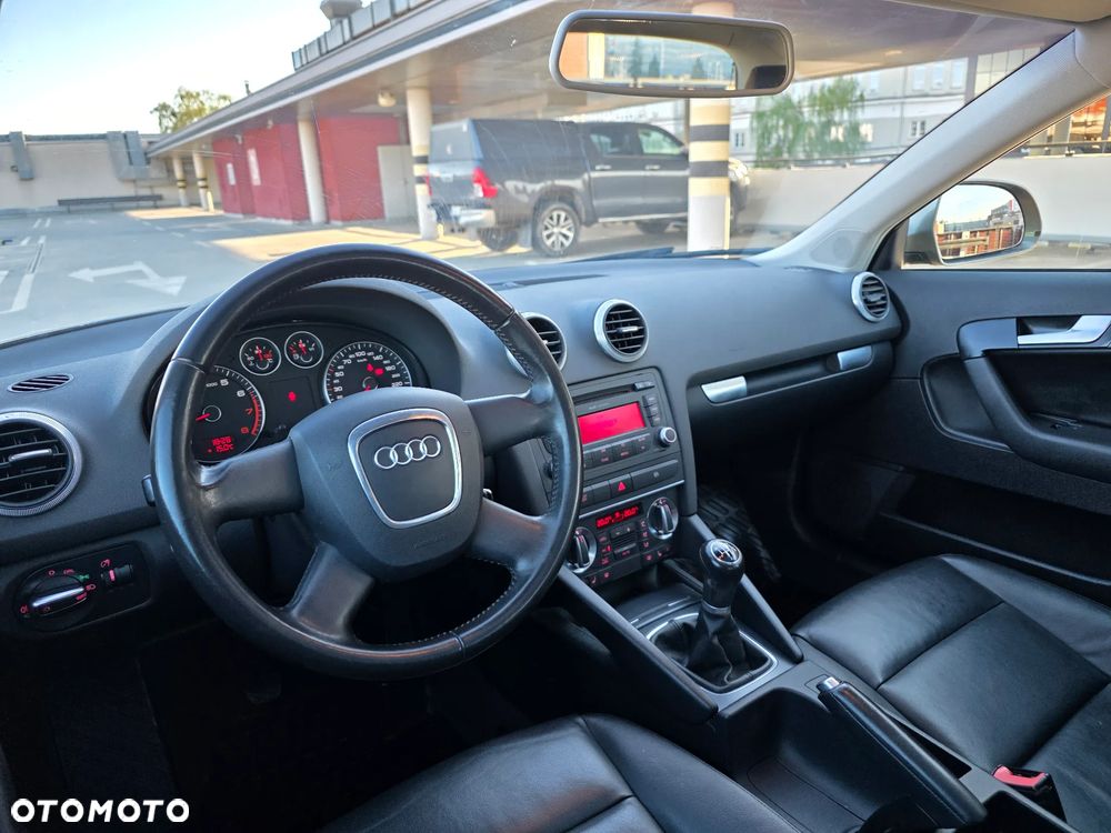 Audi A3 Sportback 1.6 S line Sportpaket (plus) - 26