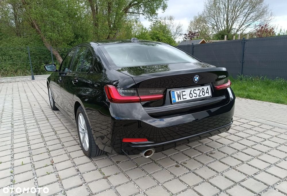 BMW Seria 3 320e Advantage - 11