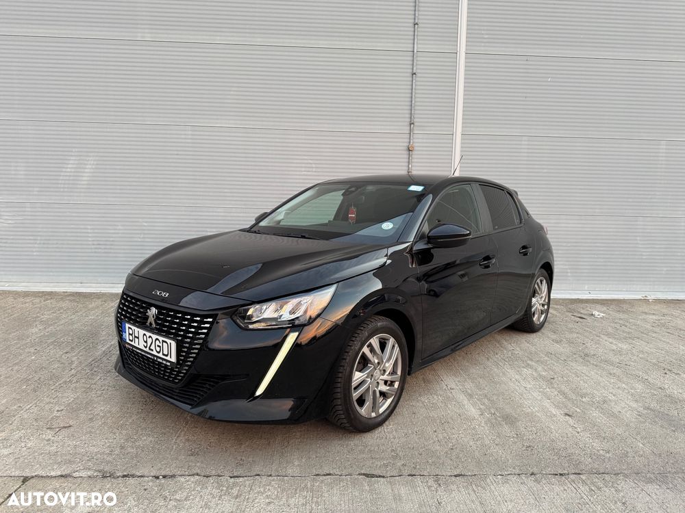 Peugeot 208 - 33