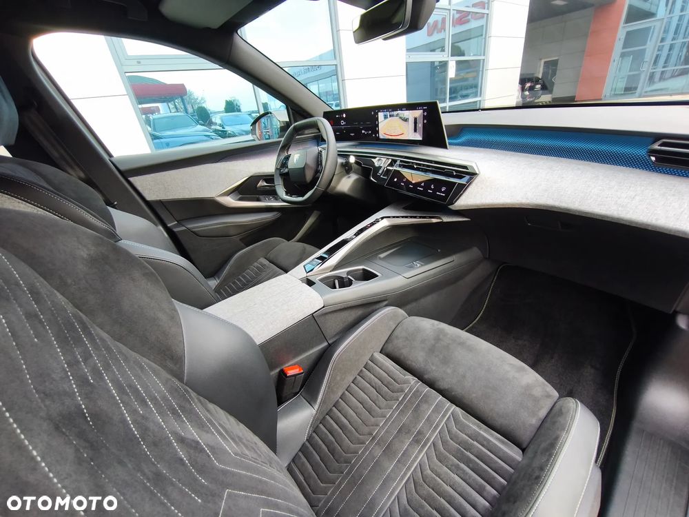 Peugeot 3008 1.2 PureTech mHEV GT S&S e-DCS6 - 19