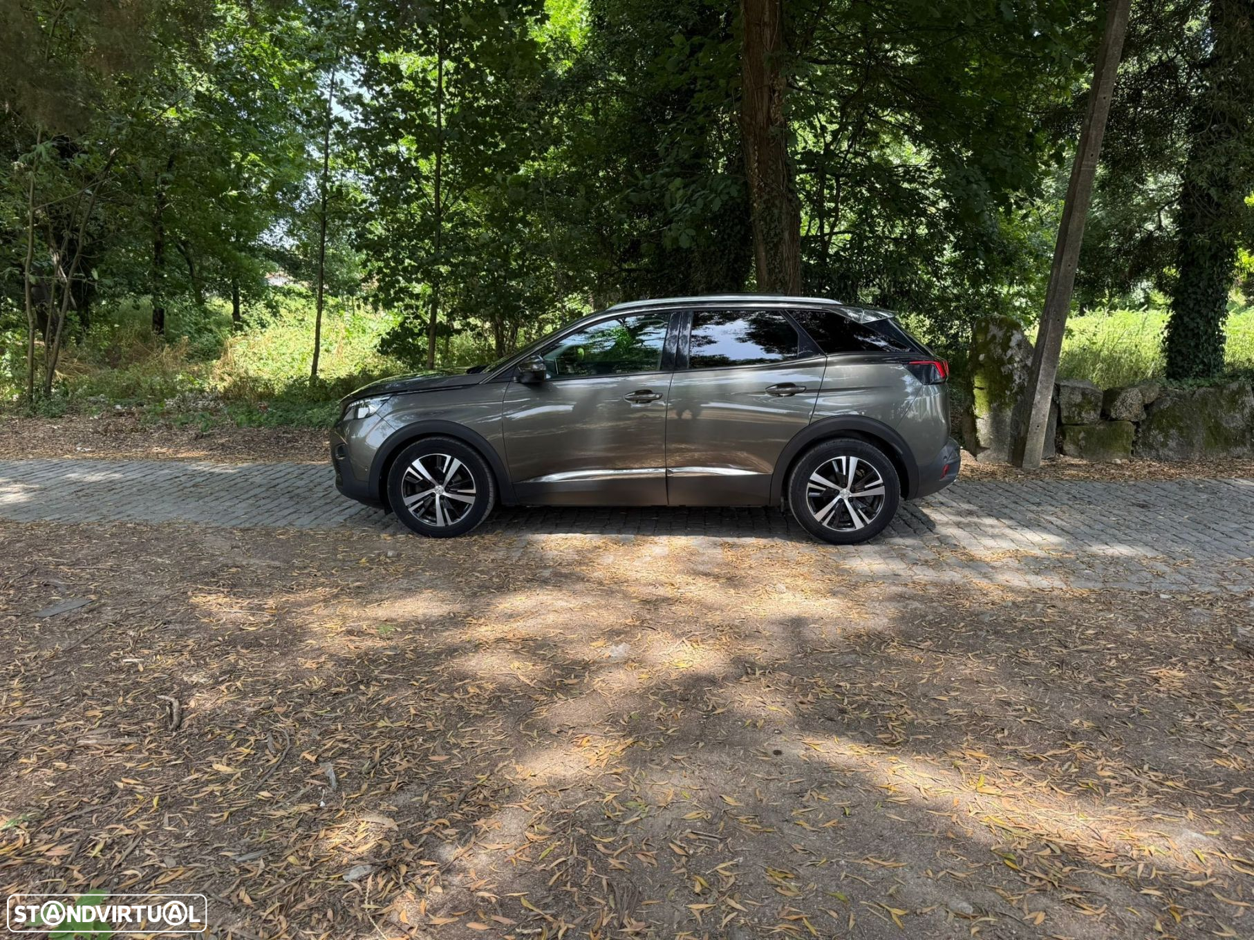 Peugeot 3008 1.2 PureTech GT Line Grip Control EAT6 - 4