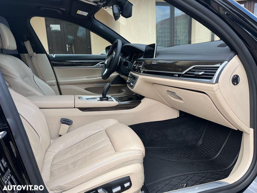 BMW Seria 7 730Ld xDrive - 12