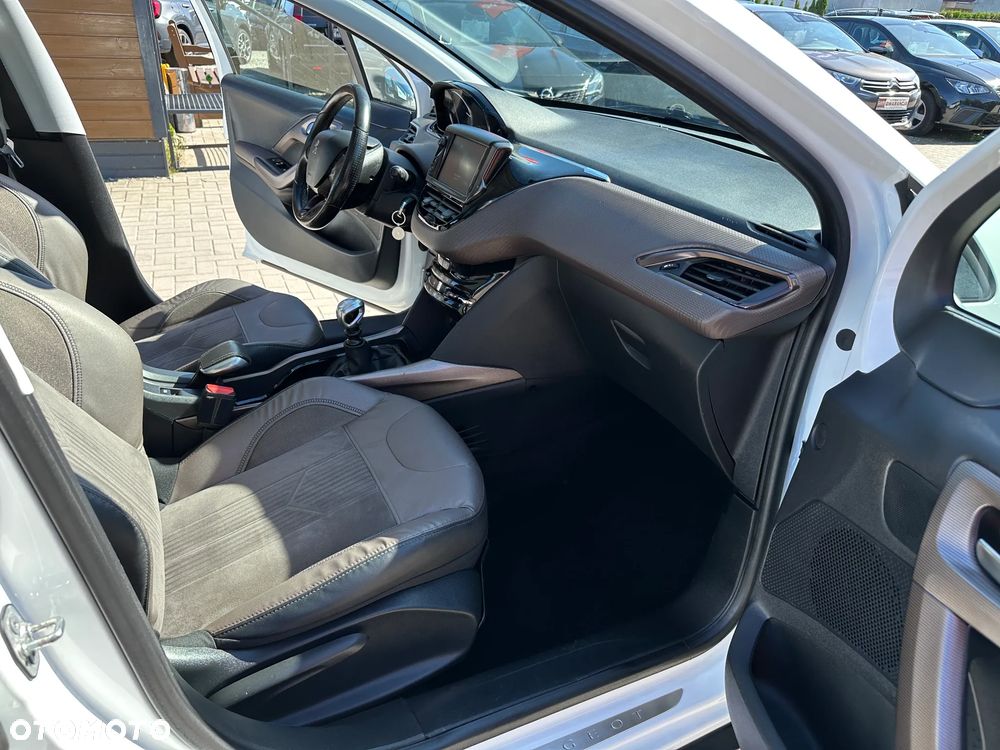 Peugeot 2008 - 24