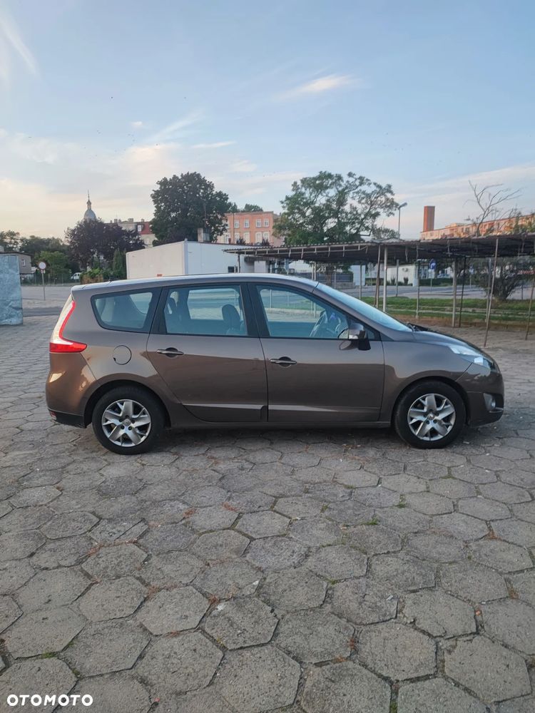 Renault Scenic 1.9 dCi Expression - 8