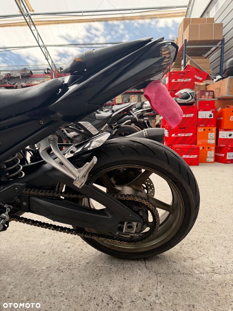 Yamaha FZ - 14