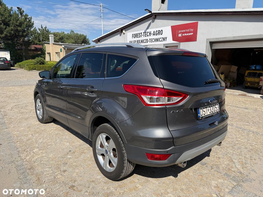 Ford Kuga - 12