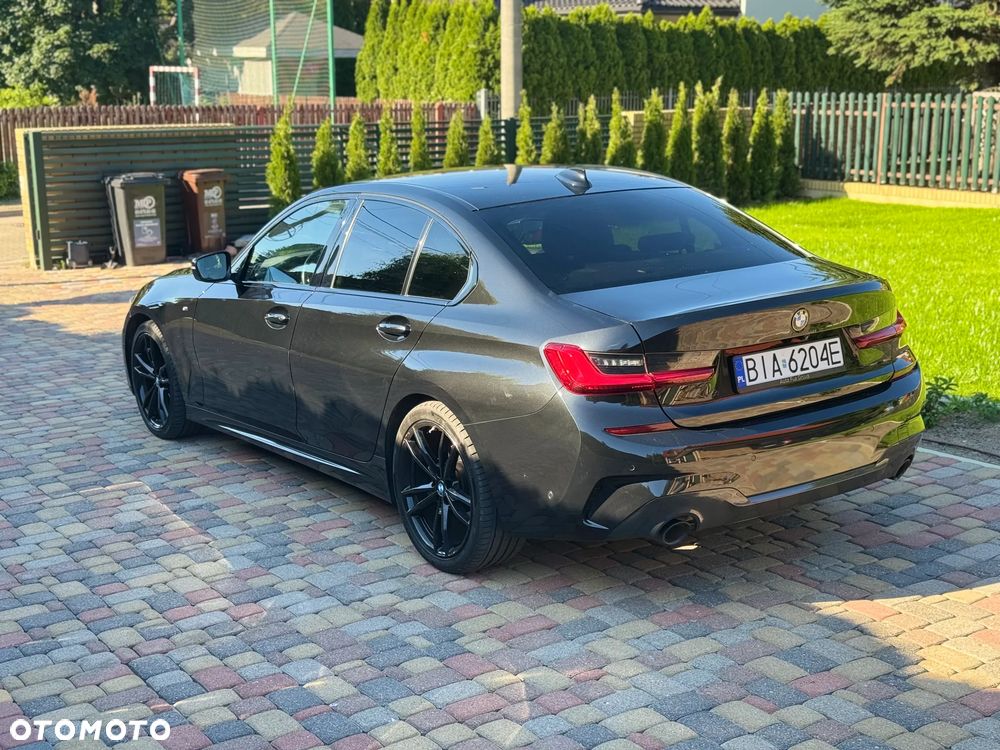 BMW Seria 3 320i xDrive M Sport Shadow sport - 5