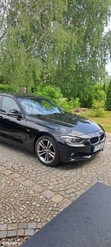 BMW Seria 3 335d xDrive Sport-Aut Sport Line - 1