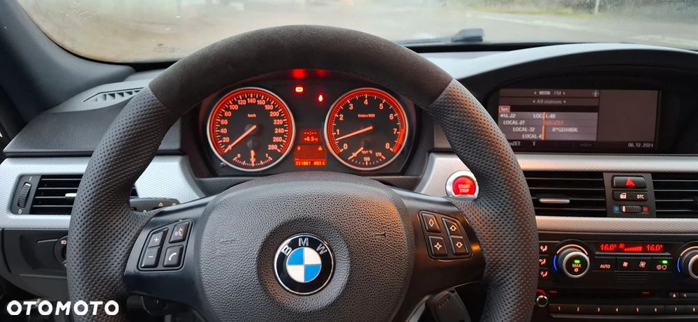BMW Seria 3 335xi - 15