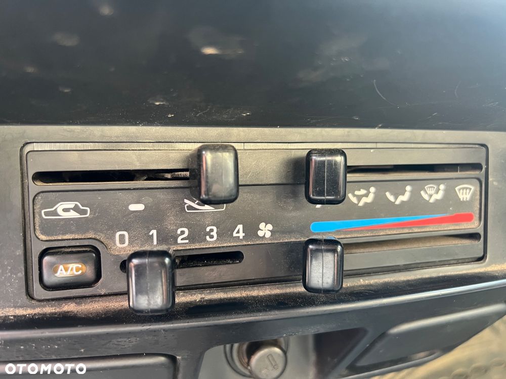 Nissan NP300 Pickup 2.5d SC Base - 13
