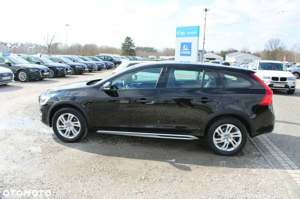Volvo V60 Cross Country D4 Drive-E Momentum - 10