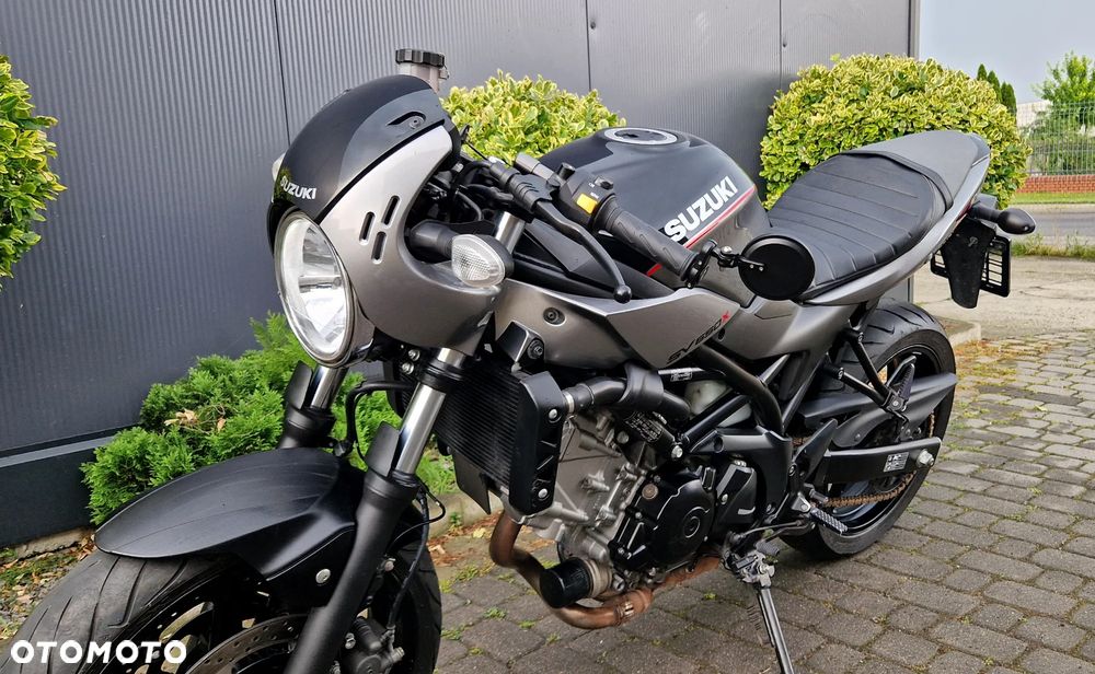 Suzuki SV - 18